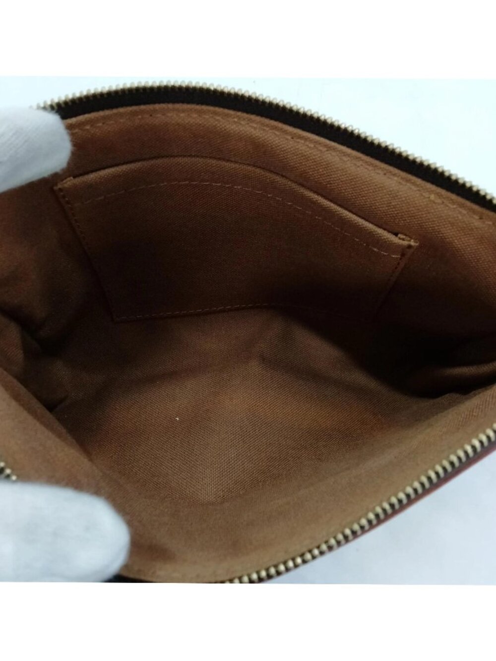 Authentic Louis Vuitton Monogram Pochette Bosphore Shoulder Bag - Picture 11 of 16